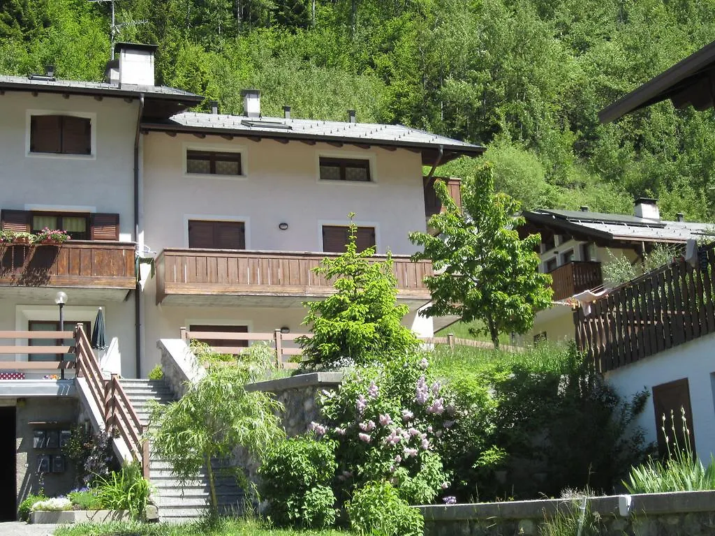 Appartamento Casa Grazia Isolaccia